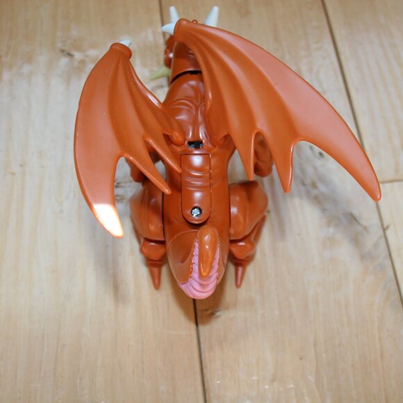 Yu-Gi-Oh! Thousand Dragon 1996 Kazuki Takahashi Mattel 8" Roaring Action Figure - Picture 8 of 8